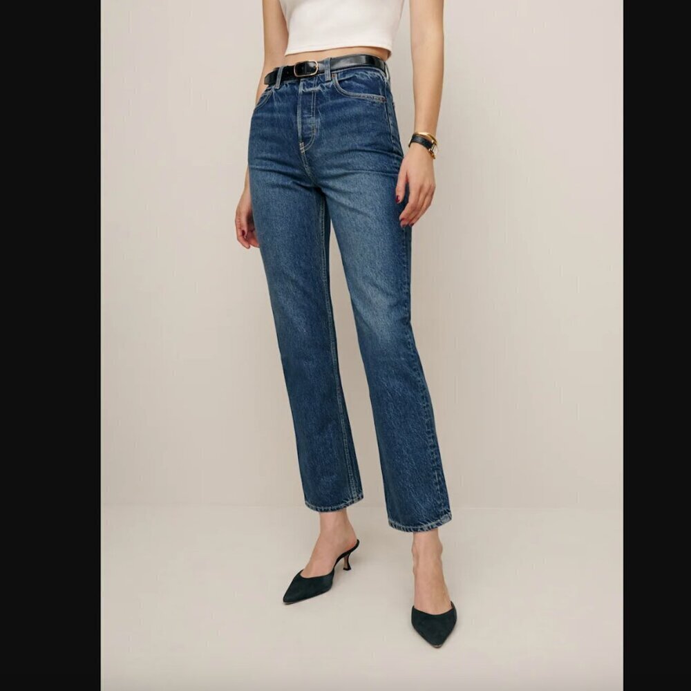 Reformation Cynthia High Rise Straight Cropped Jeans in Lanier Wash 25"